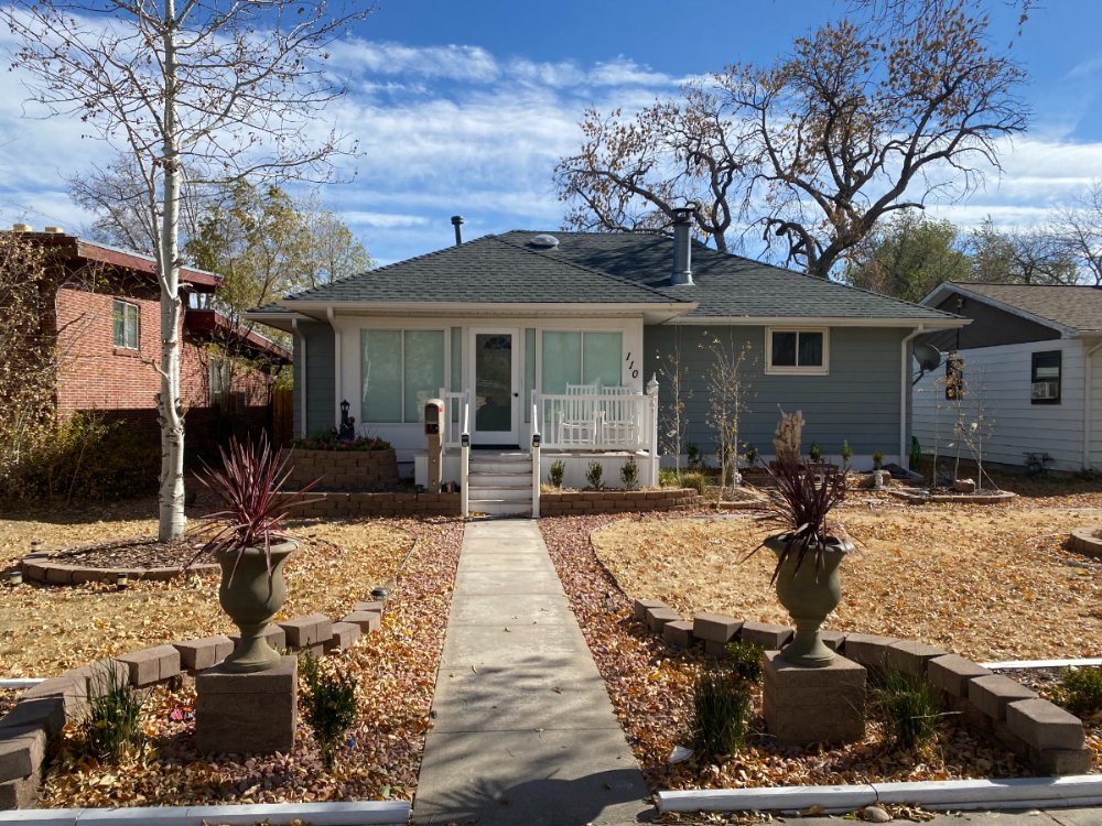 Asphalt Shingles Roof